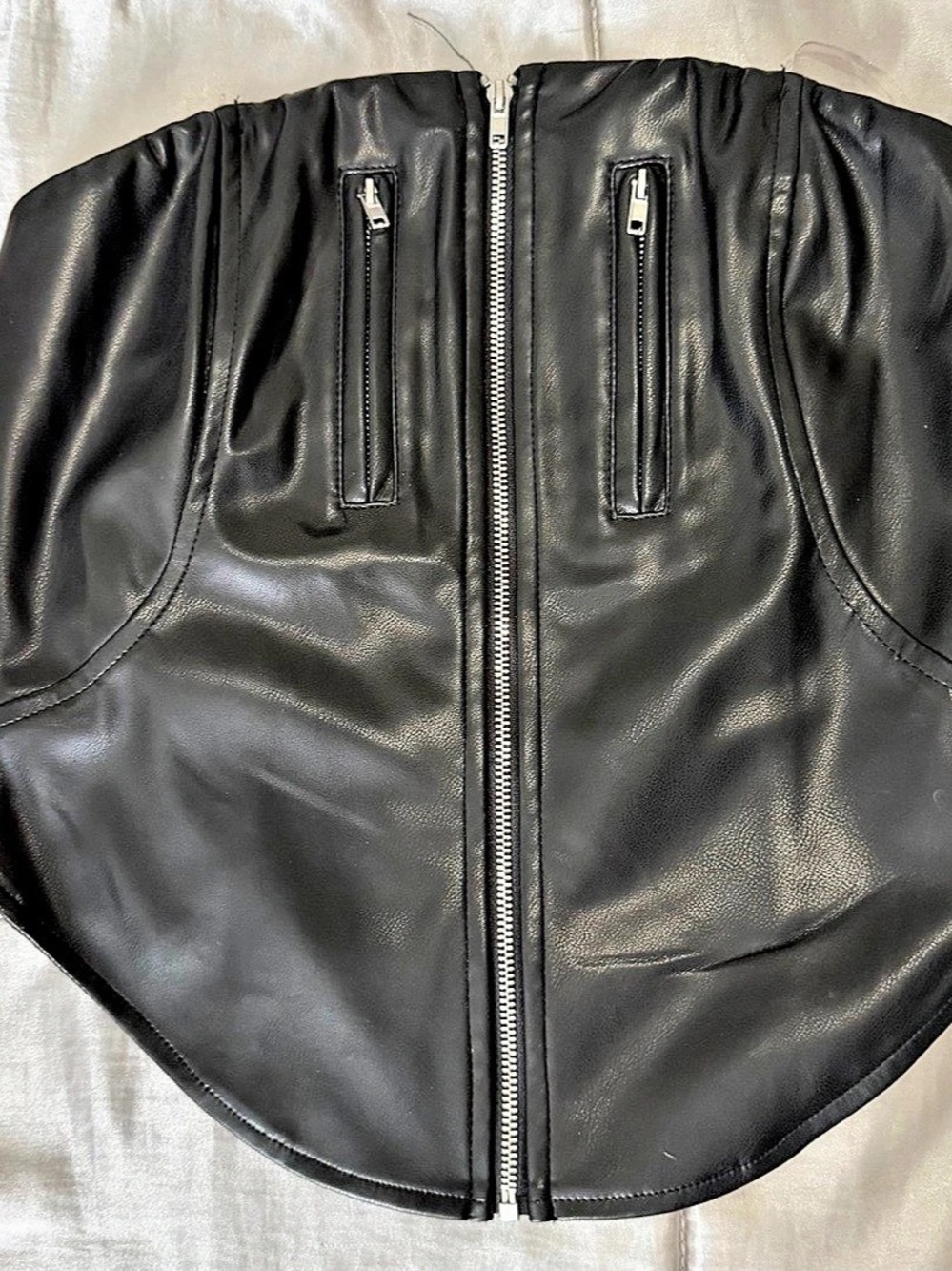 Forever 21 Faux Leather Zip-Front Corset Top Black